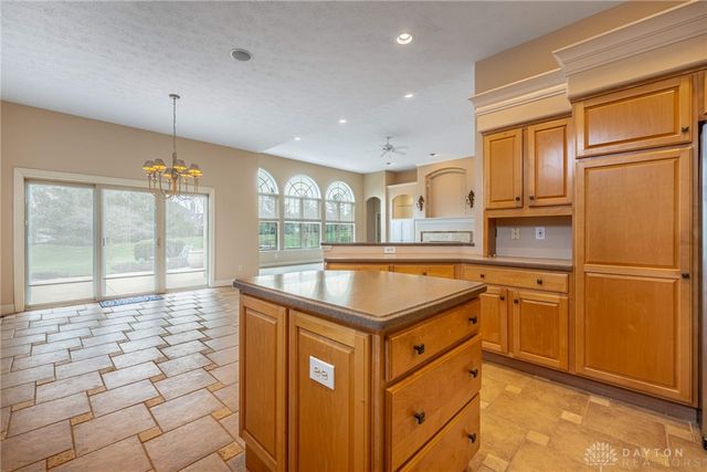 1242 Club View Drive, Centerville, OH 45458