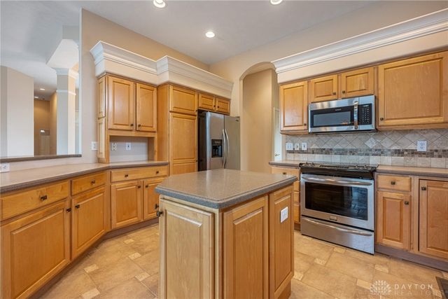 1242 Club View Drive, Centerville, OH 45458