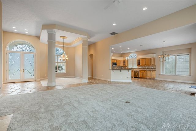 1242 Club View Drive, Centerville, OH 45458