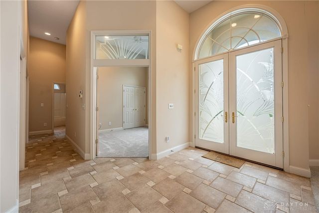 1242 Club View Drive, Centerville, OH 45458