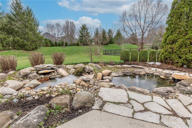 1242 Club View Drive, Centerville, OH 45458