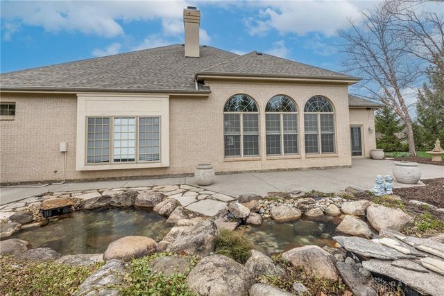 1242 Club View Drive, Centerville, OH 45458