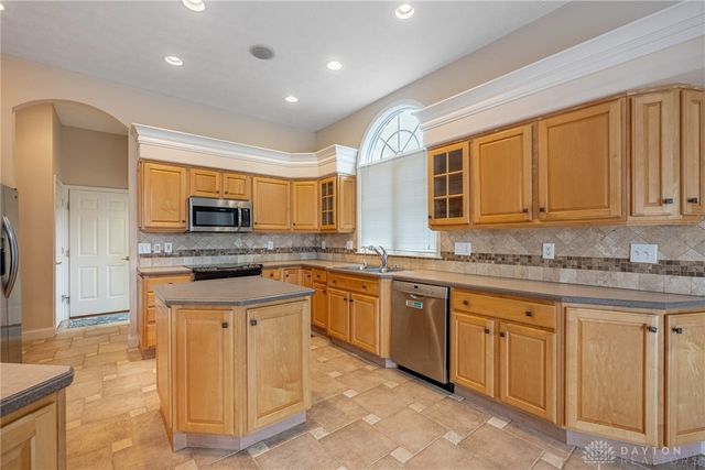 1242 Club View Drive, Centerville, OH 45458