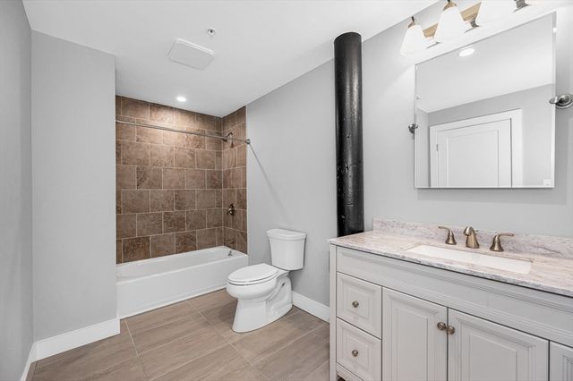 491 Dutton St 320, Lowell, MA 01854