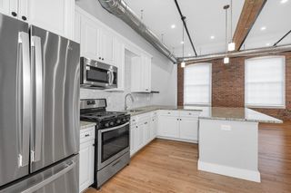 491 Dutton St 320, Lowell, MA 01854