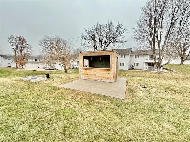 615 W Torrance Street, Maryville, MO 64468