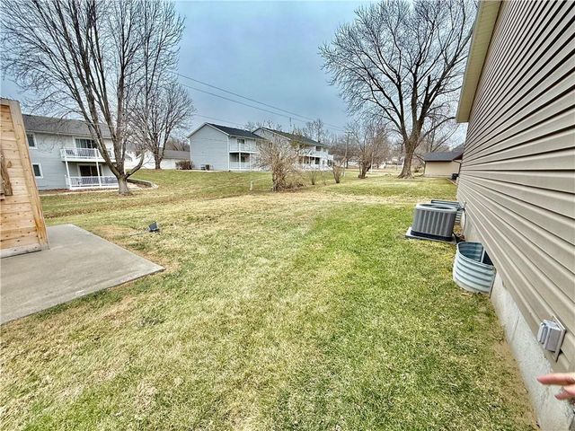 615 W Torrance Street, Maryville, MO 64468