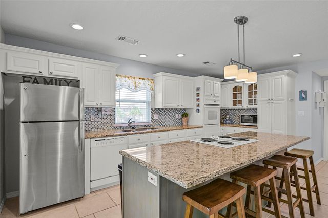 13925 Pirates Beach Boulevard, Galveston, TX 77554