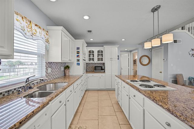 13925 Pirates Beach Boulevard, Galveston, TX 77554
