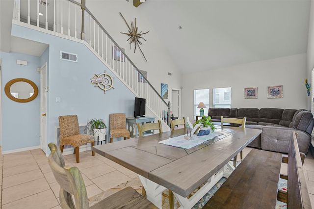 13925 Pirates Beach Boulevard, Galveston, TX 77554