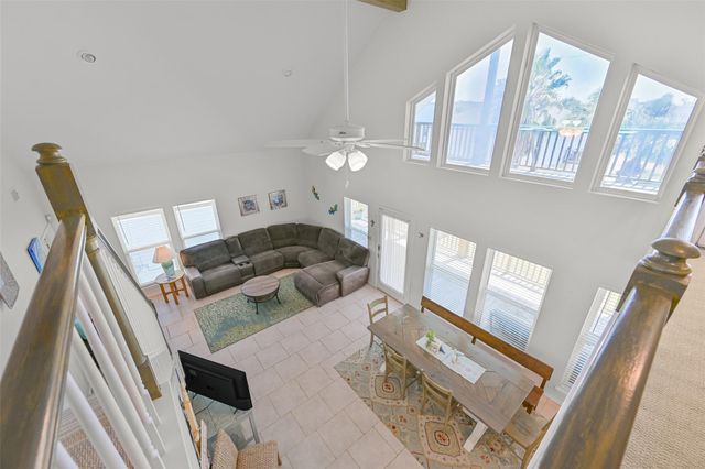 13925 Pirates Beach Boulevard, Galveston, TX 77554