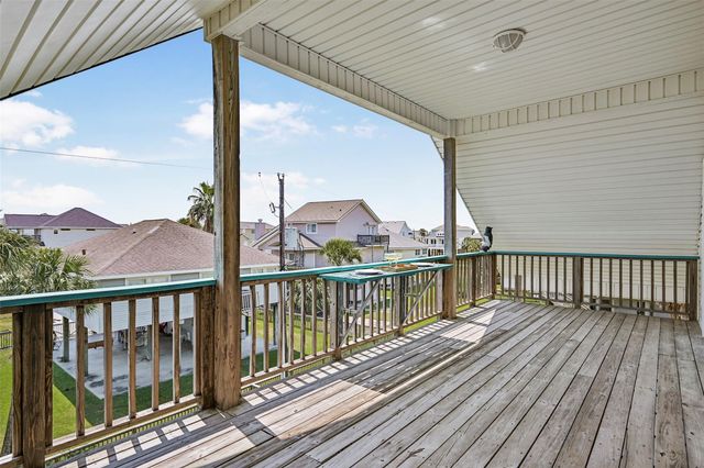 13925 Pirates Beach Boulevard, Galveston, TX 77554
