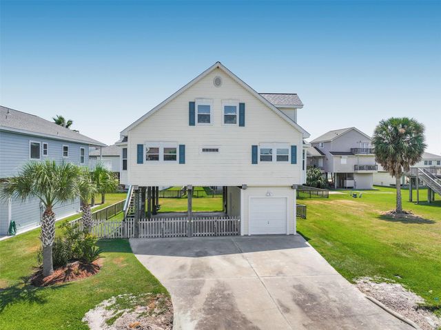 13925 Pirates Beach Boulevard, Galveston, TX 77554