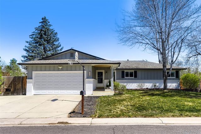 3038 S Akron Court, Denver, CO 80231