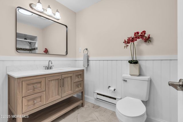 218 Medford Court A, Manalapan, NJ 07726