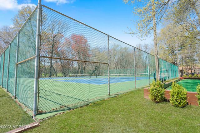 218 Medford Court A, Manalapan, NJ 07726