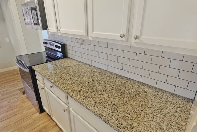 241 W Ross Avenue, De Leon, TX 76444