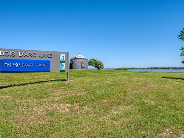 210 Waters Edge Way, Dodd City, TX 75438