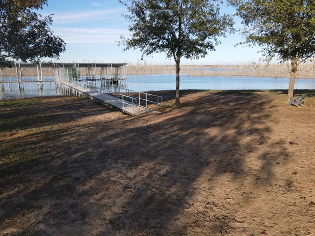 210 Waters Edge Way, Dodd City, TX 75438