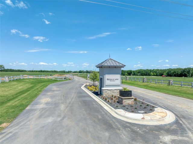 210 Waters Edge Way, Dodd City, TX 75438