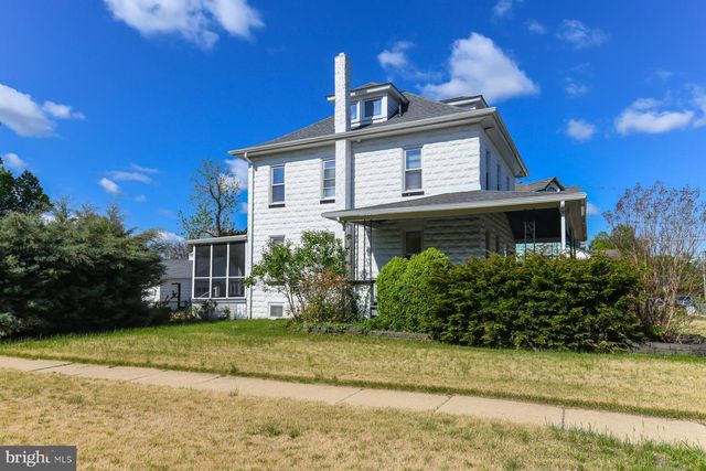 2 W WILLOW ST, Wenonah, NJ 08090