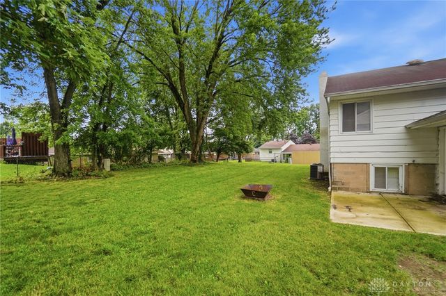 110 Teakwood Lane, Springboro, OH 45066