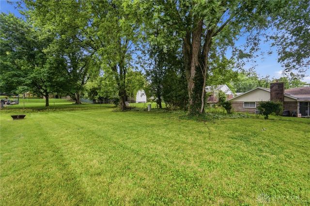 110 Teakwood Lane, Springboro, OH 45066