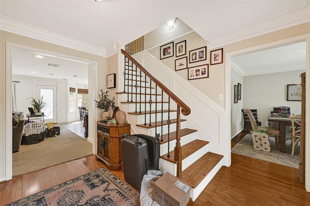 5515 Court Of York, Houston, TX 77069