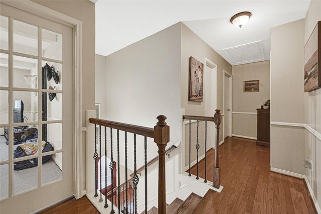 5515 Court Of York, Houston, TX 77069