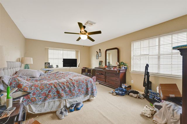 5515 Court Of York, Houston, TX 77069