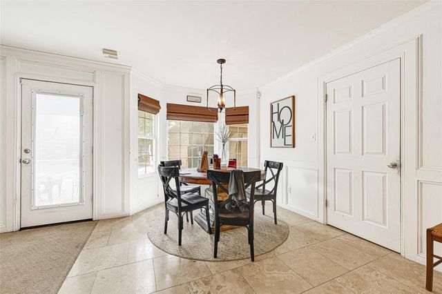 5515 Court Of York, Houston, TX 77069