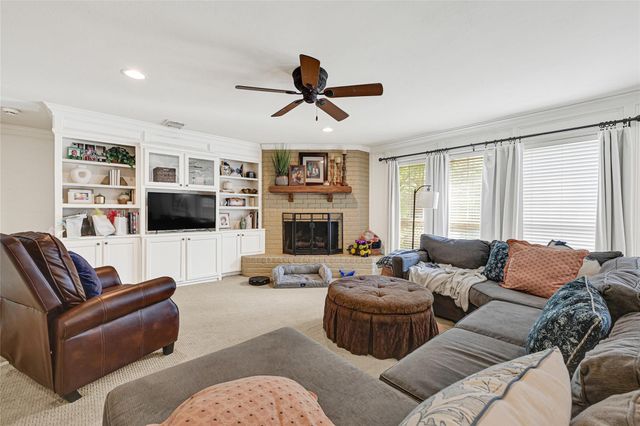 5515 Court Of York, Houston, TX 77069