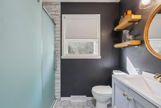 14045 W Beechwood TRAIL, New Berlin, WI 53151