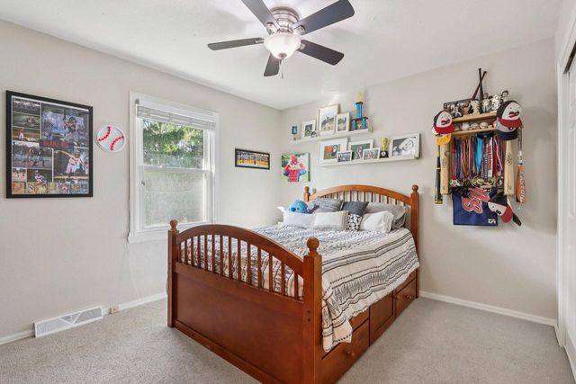 14045 W Beechwood TRAIL, New Berlin, WI 53151