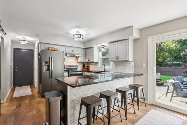 14045 W Beechwood TRAIL, New Berlin, WI 53151