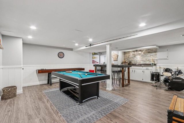 14045 W Beechwood TRAIL, New Berlin, WI 53151