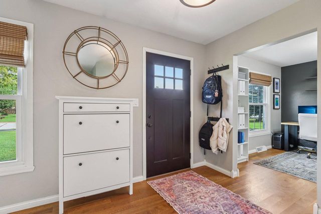 14045 W Beechwood TRAIL, New Berlin, WI 53151