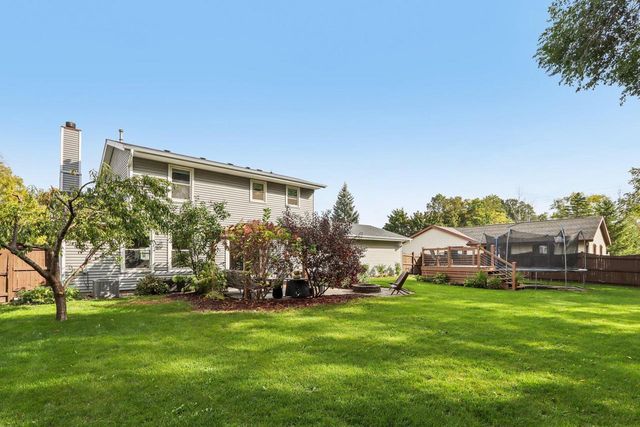 14045 W Beechwood TRAIL, New Berlin, WI 53151