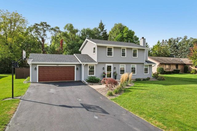 14045 W Beechwood TRAIL, New Berlin, WI 53151