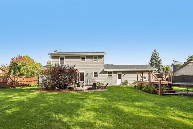 14045 W Beechwood TRAIL, New Berlin, WI 53151