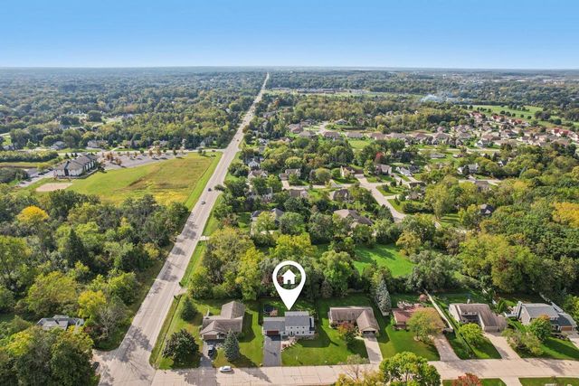 14045 W Beechwood TRAIL, New Berlin, WI 53151