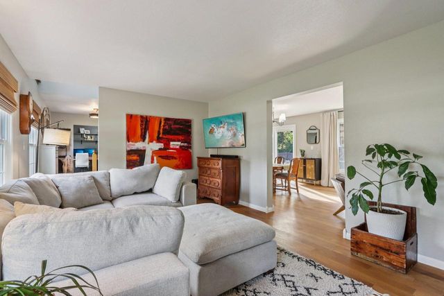 14045 W Beechwood TRAIL, New Berlin, WI 53151