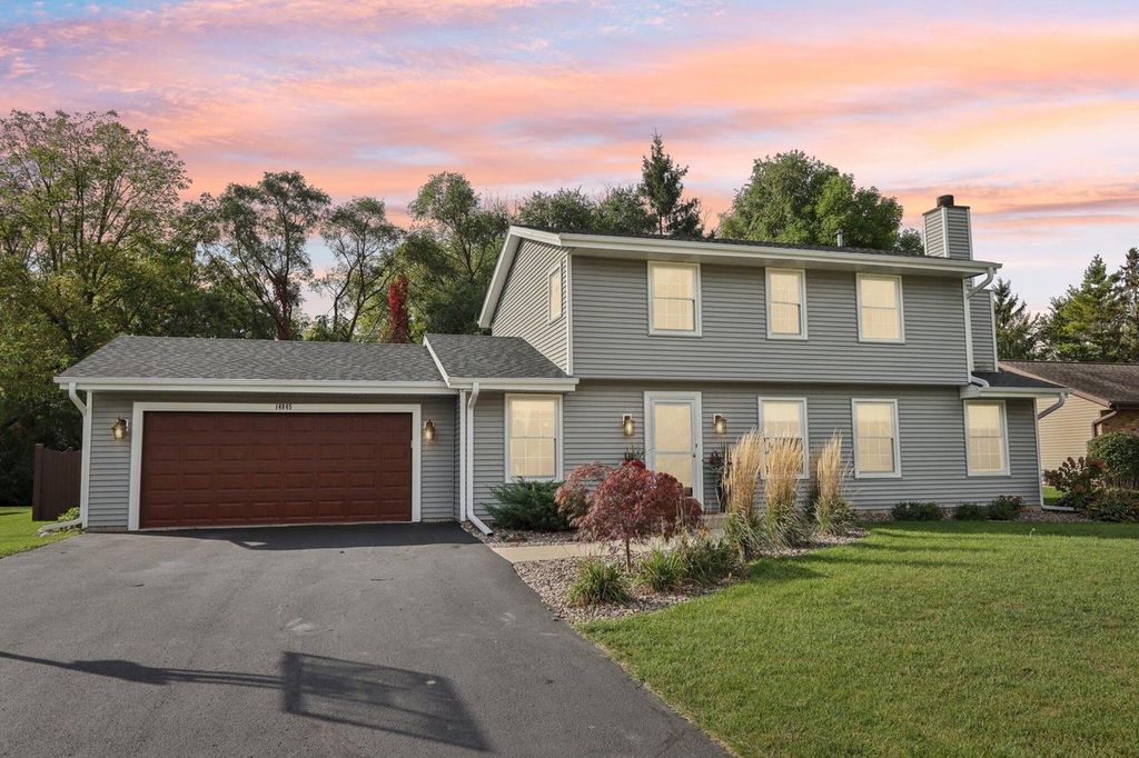 14045 W Beechwood TRAIL, New Berlin, WI 53151