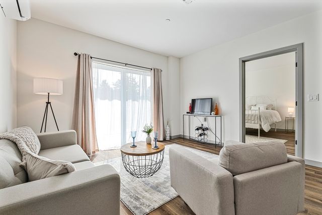 203 Lowell St. 215, Wilmington, MA 01887