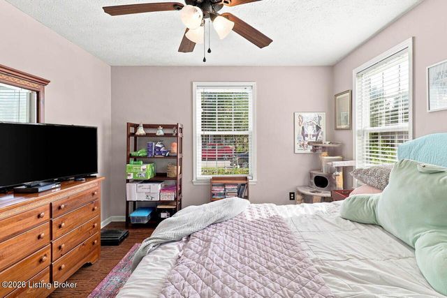 1117 Leathers Ln, Frankfort, KY 40601