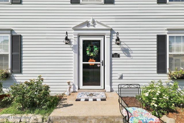 1117 Leathers Ln, Frankfort, KY 40601