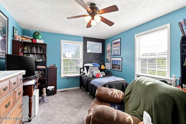 1117 Leathers Ln, Frankfort, KY 40601