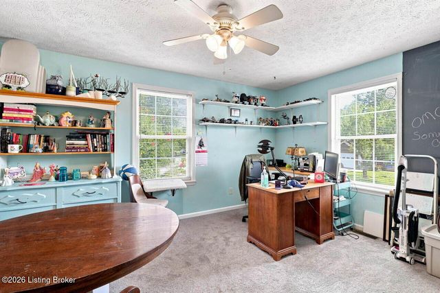 1117 Leathers Ln, Frankfort, KY 40601