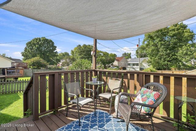 1117 Leathers Ln, Frankfort, KY 40601