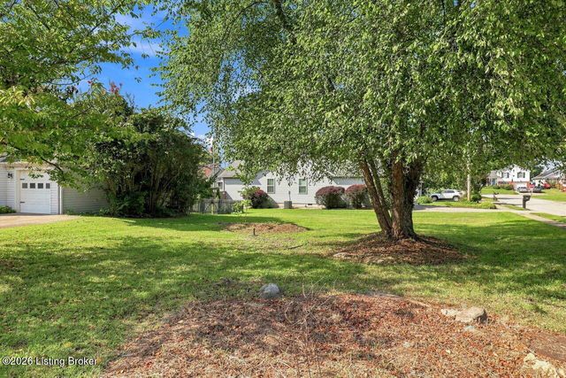 1117 Leathers Ln, Frankfort, KY 40601